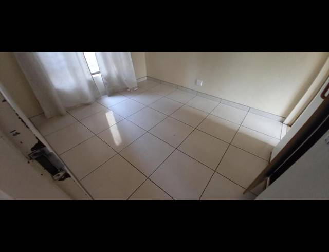 1 BEDROOM PROPERTY TO RENT IN MEER EN SEE